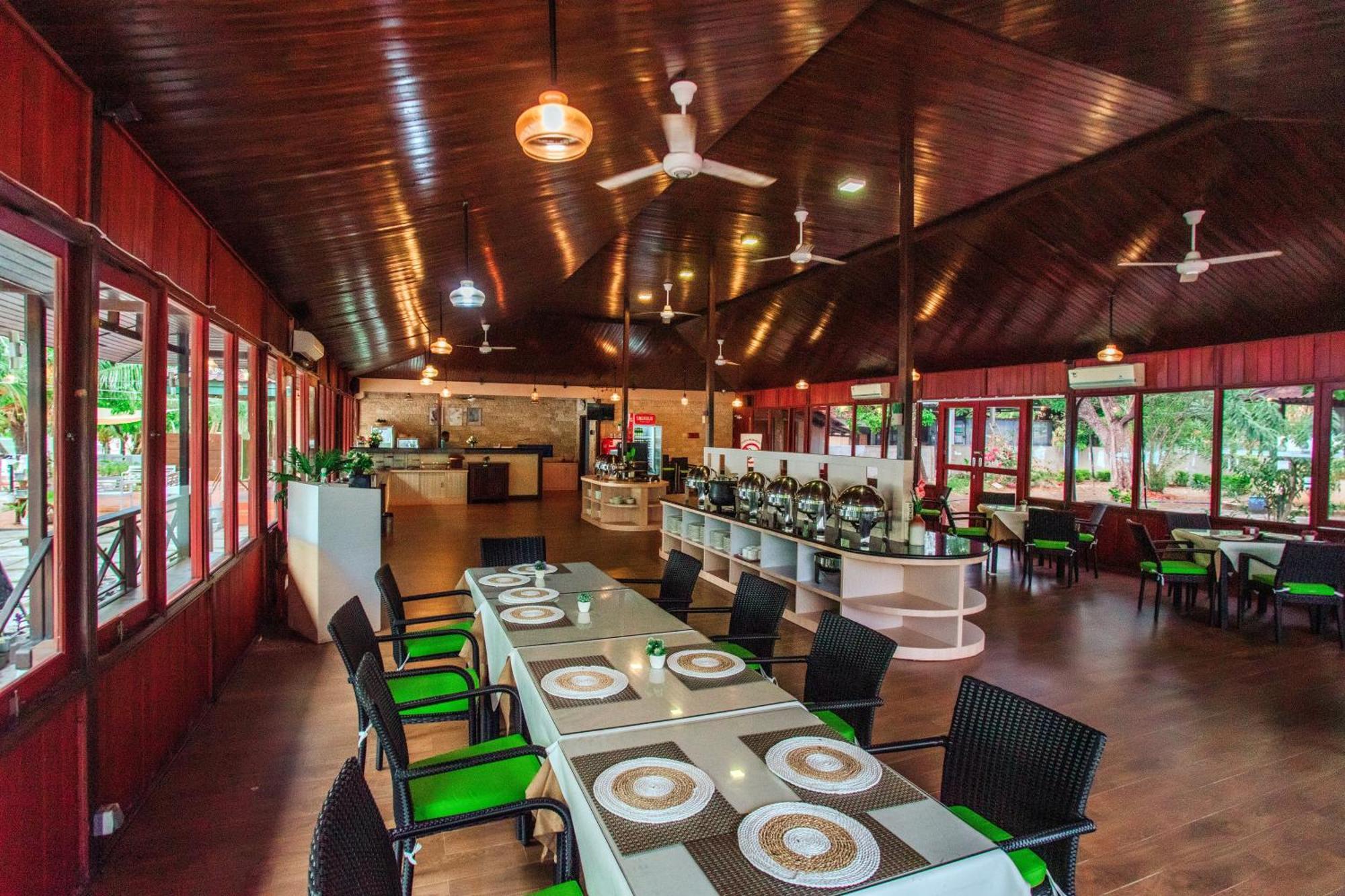 Sylvia Hotel & Resort Komodo Labuan Bajo Luaran gambar