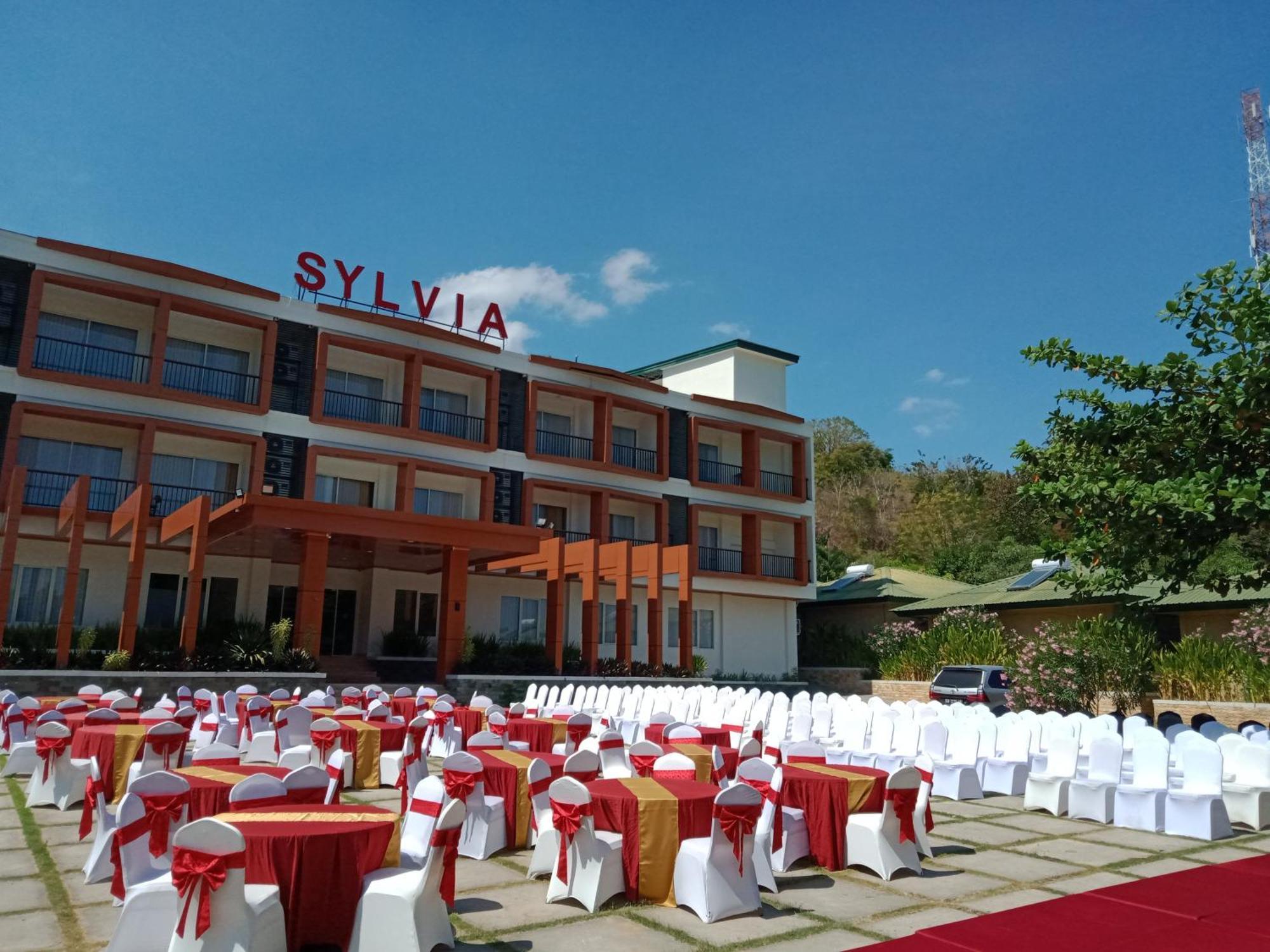 Sylvia Hotel & Resort Komodo Labuan Bajo Luaran gambar